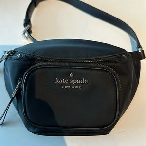UNUSED Kate Spade women’s belt bag in black with adjustable strap